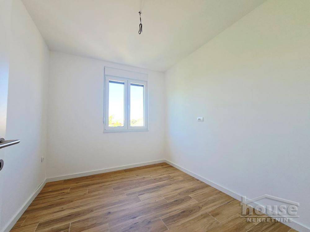 Slika 9 - Stan,NOVI SAD,TELEP,kv: 81.00, € 202312, ID: 1065845