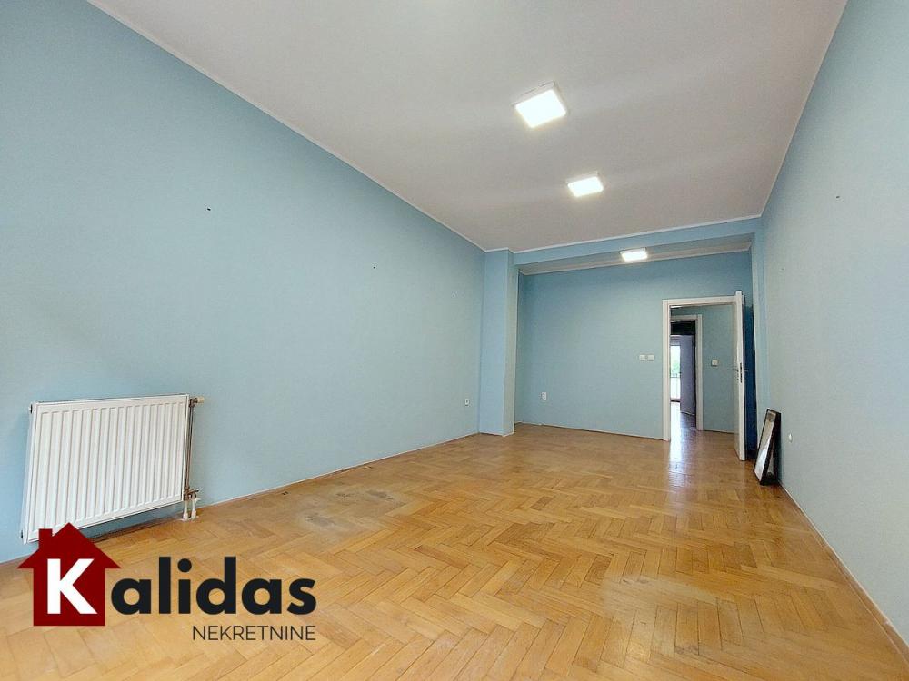 Slika 3 - Stan,NOVI SAD,CENTAR,kv: 78, € 257500, ID: 1008822
