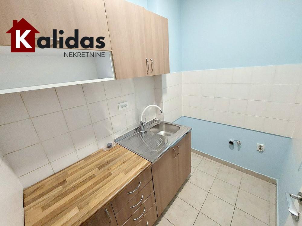 Slika 5 - Stan,NOVI SAD,CENTAR,kv: 78, € 257500, ID: 1008822