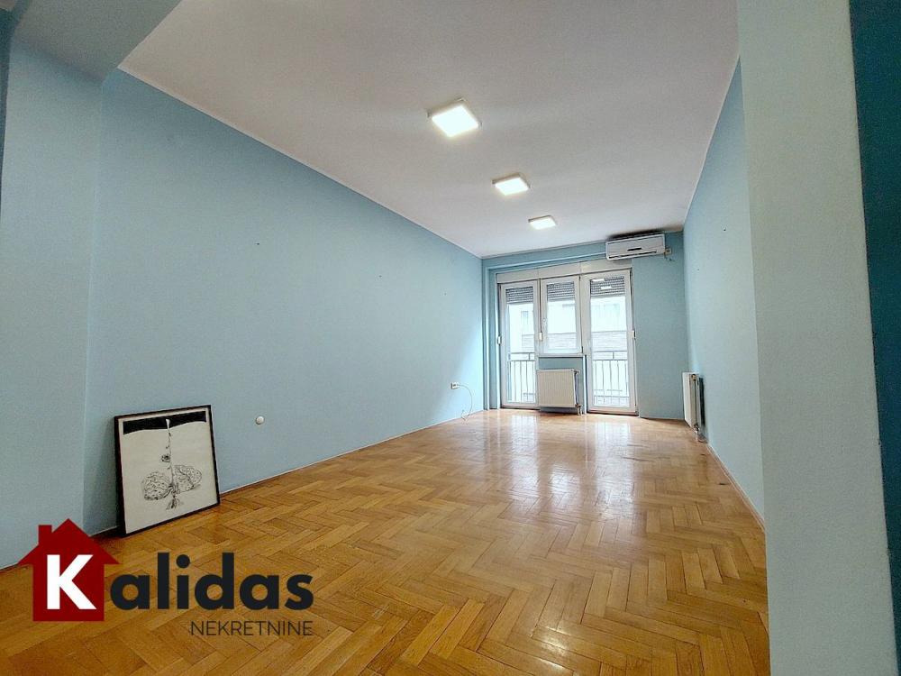 Slika 1 - Stan,NOVI SAD,CENTAR,kv: 78, € 257500, ID: 1008822