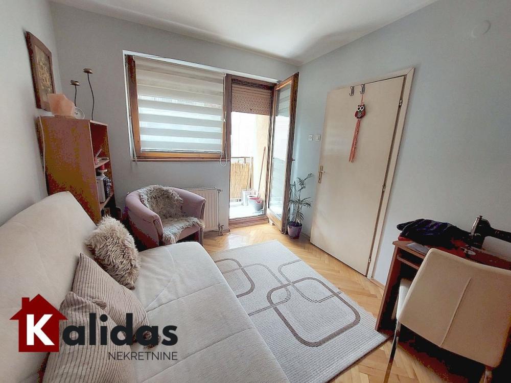 Slika 7 - Stan,NOVI SAD,CENTAR,kv: 52, € 154500, ID: 1008821