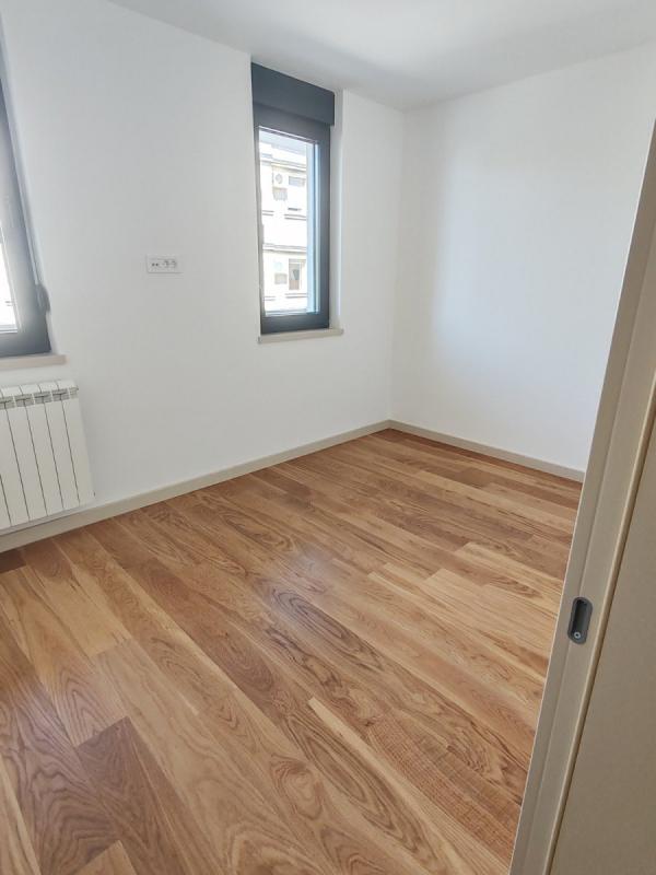 Slika 5 - Stan,NOVI SAD,ŠIRI CENTAR,kv: 80.00, € 290000, ID: 1059485