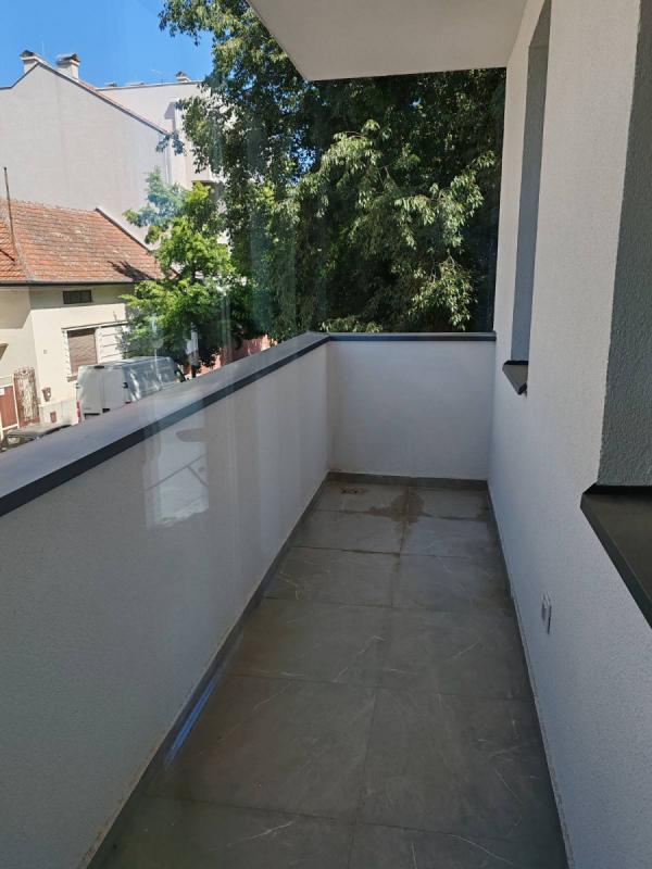 Slika 2 - Stan,NOVI SAD,ŠIRI CENTAR,kv: 80.00, € 290000, ID: 1059485