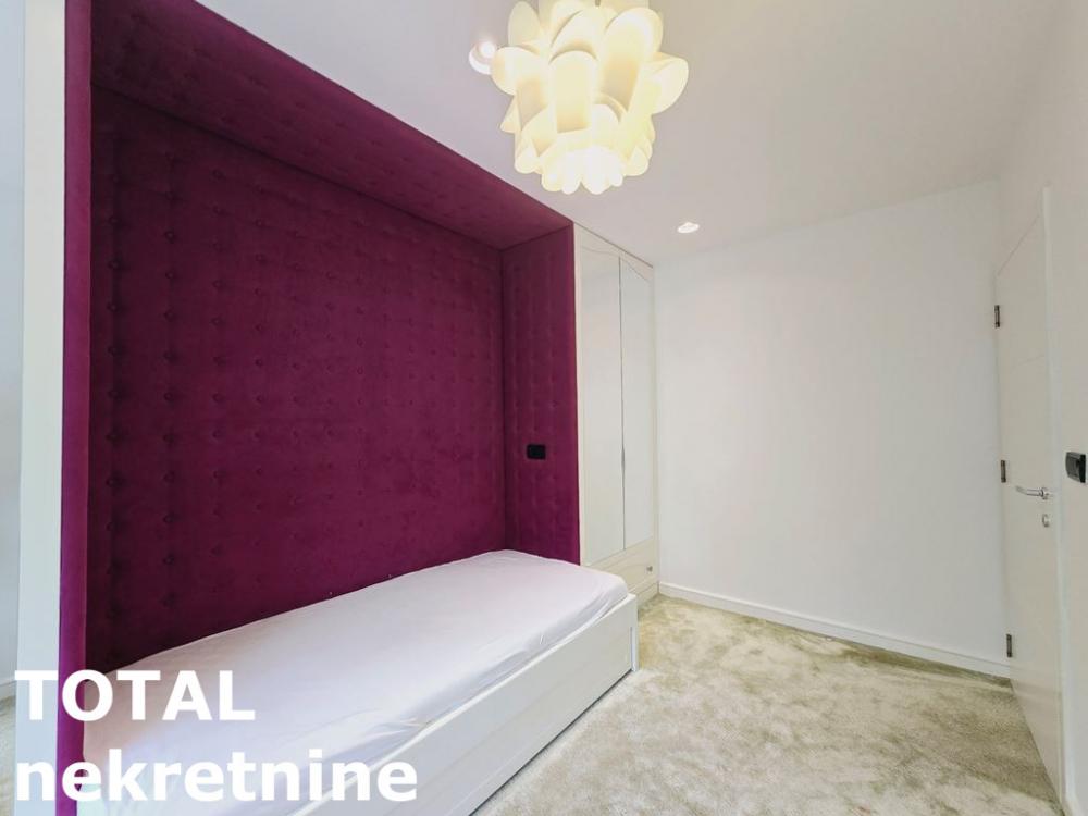 Slika 8 - Stan,NOVI SAD,CENTAR,kv: 113.00, € 460000, ID: 1102706