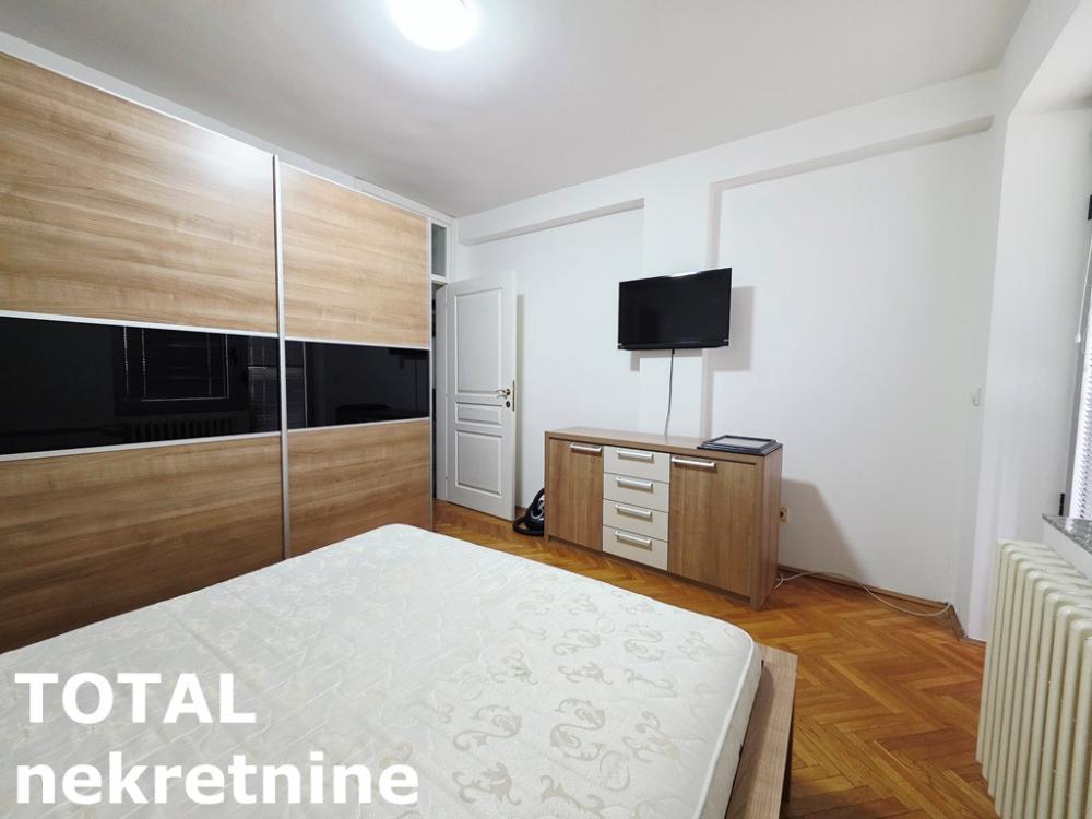 Slika 5 - Stan,NOVI SAD,BULEVAR,kv: 53.00, € 185500, ID: 1102443