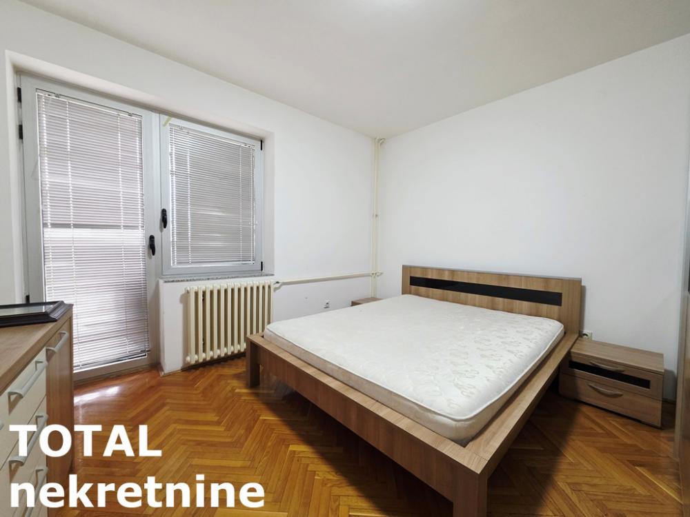 Slika 4 - Stan,NOVI SAD,BULEVAR,kv: 53.00, € 185500, ID: 1102443
