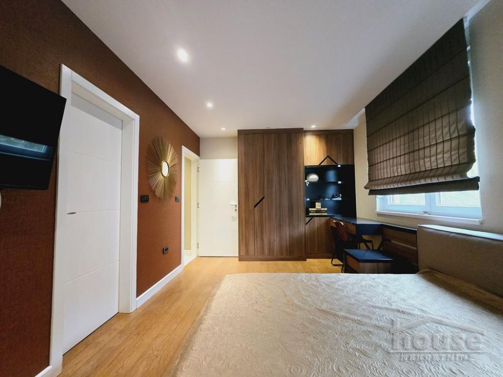 Slika 10 - Stan,NOVI SAD,CENTAR,kv: 113.00, € 460000, ID: 1065860
