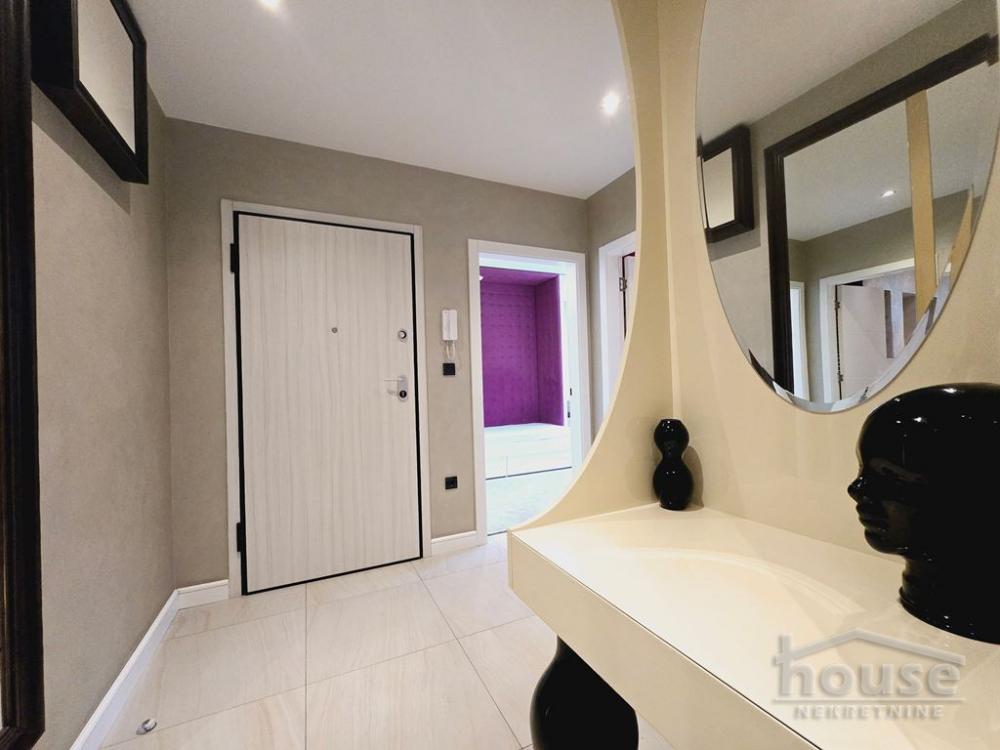 Slika 6 - Stan,NOVI SAD,CENTAR,kv: 113.00, € 460000, ID: 1065860