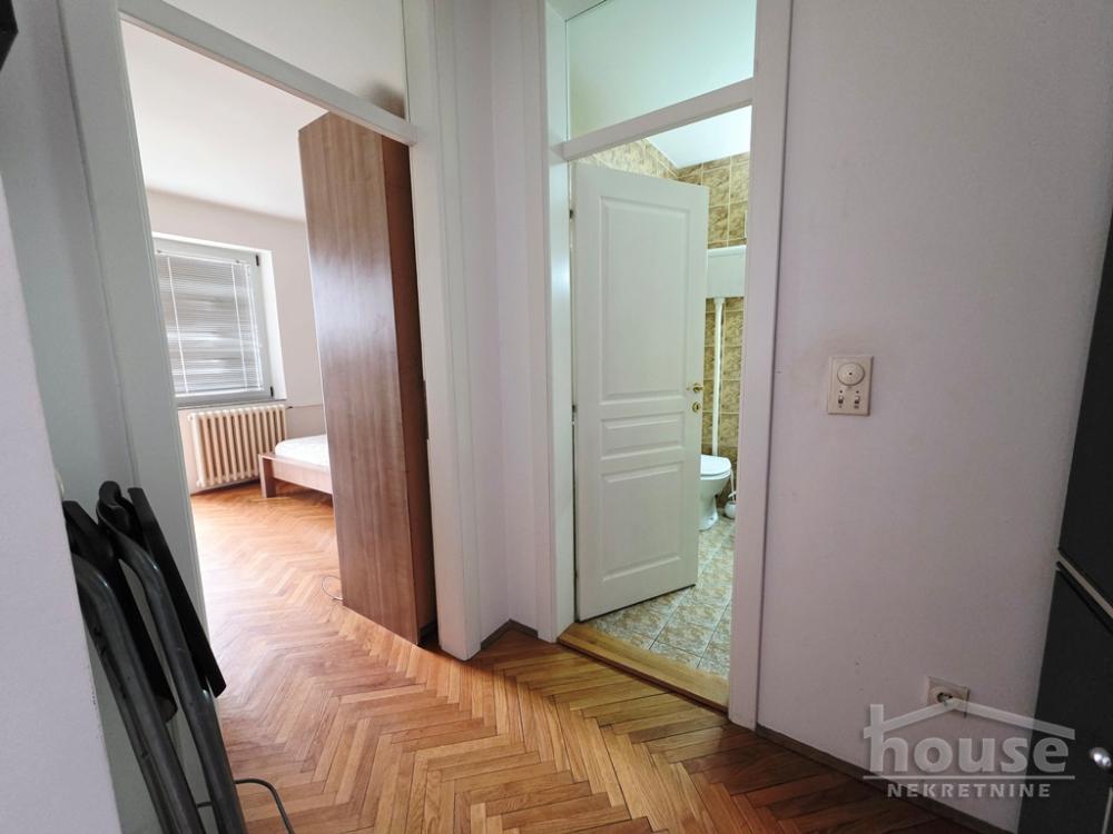 Slika 10 - Stan,NOVI SAD,BULEVAR,kv: 53.00, € 185500, ID: 1065595