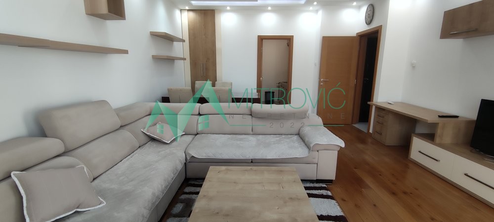 Slika 1 - Novi Sad, Centar - Pešačka zona! Odličan, komforan dvosoban stan + garaža 