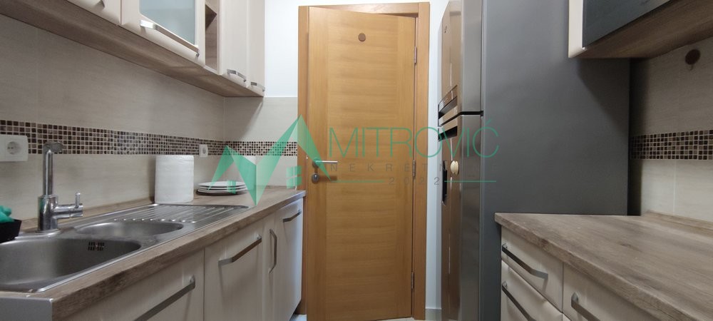 Slika 10 - Novi Sad, Centar - Pešačka zona! Odličan, komforan dvosoban stan + garaža 