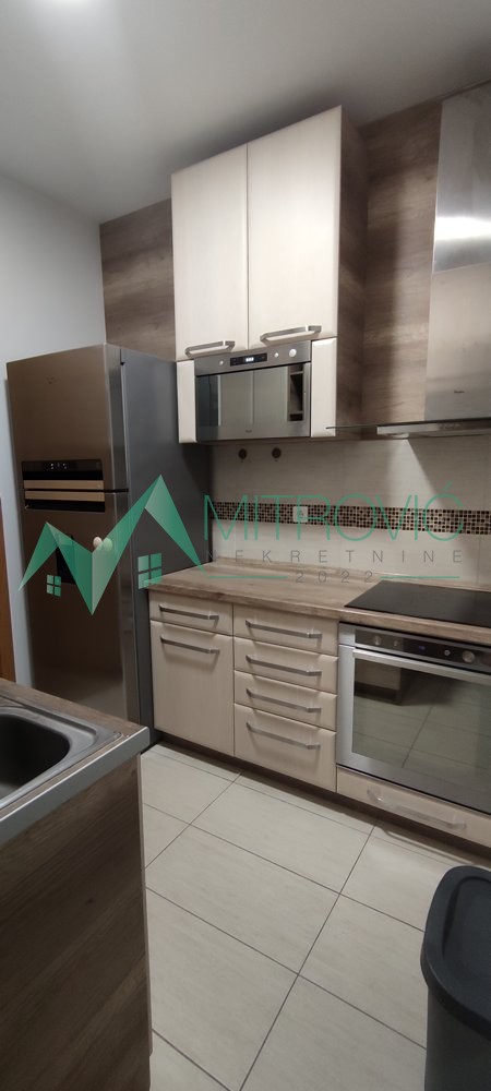 Slika 8 - Novi Sad, Centar - Pešačka zona! Odličan, komforan dvosoban stan + garaža 