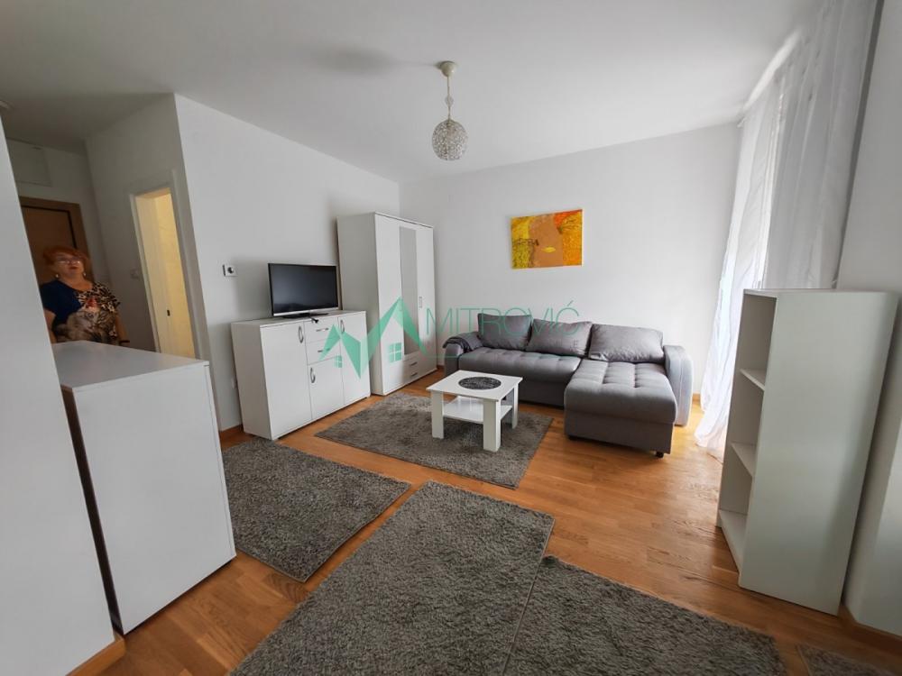 Slika 4 - Detelinara, 31m2. Novogradnja. 