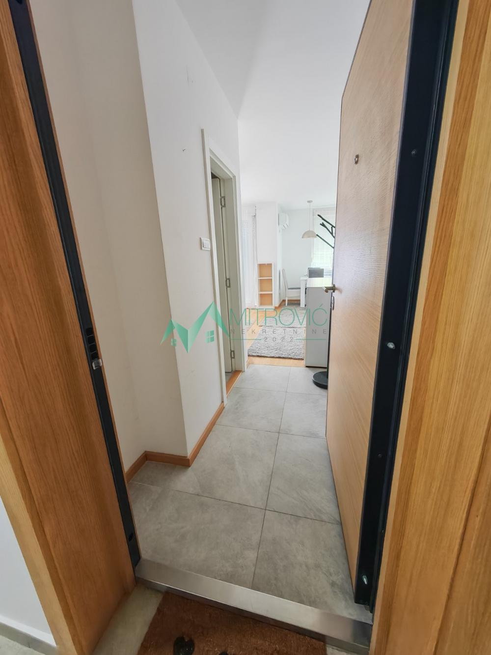 Slika 9 - Detelinara, 31m2. Novogradnja. 