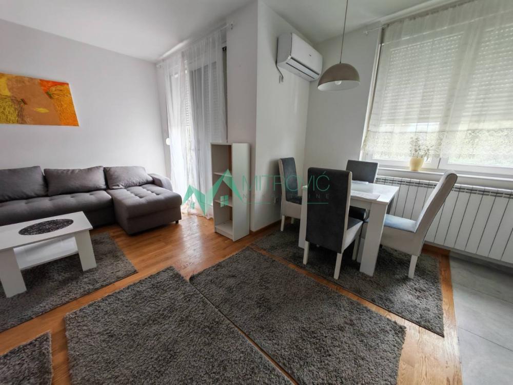 Slika 3 - Detelinara, 31m2. Novogradnja. 