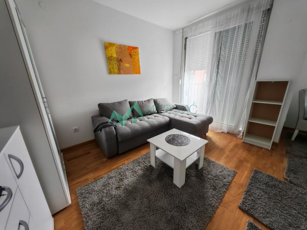 Slika 8 - Detelinara, 31m2. Novogradnja. 