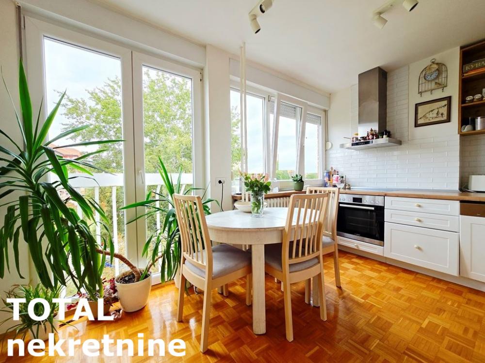 Slika 8 - Stan,NOVI SAD,LIMAN 4,kv: 94.00, € 330000, ID: 1100328