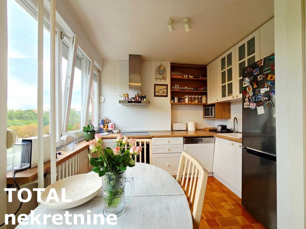 Slika 7 - Stan,NOVI SAD,LIMAN 4,kv: 94.00, € 330000, ID: 1100328