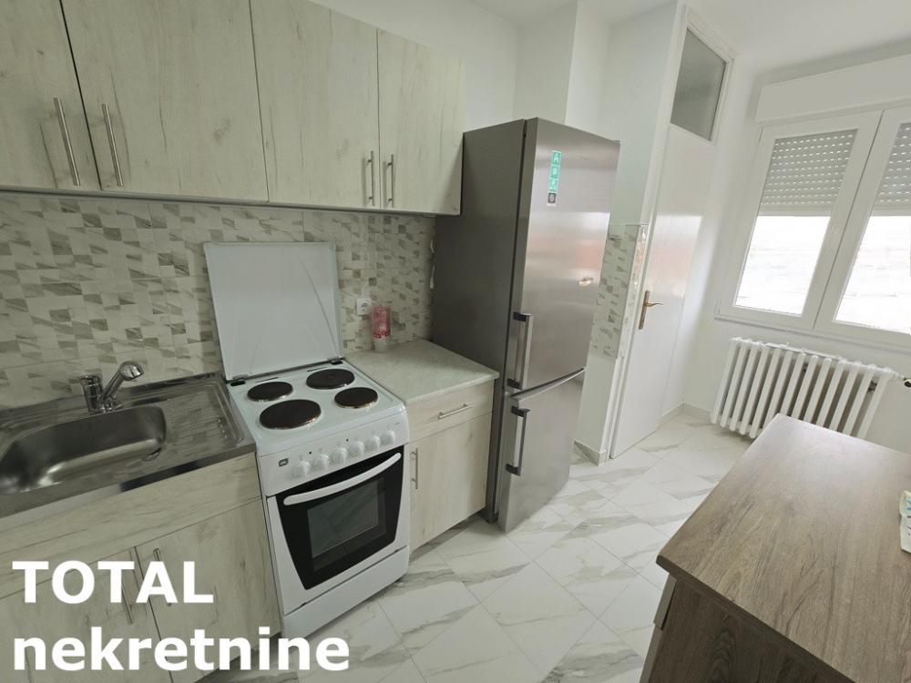 Slika 4 - Stan,NOVI SAD,LIMAN 4,kv: 58.00, € 174000, ID: 1099698