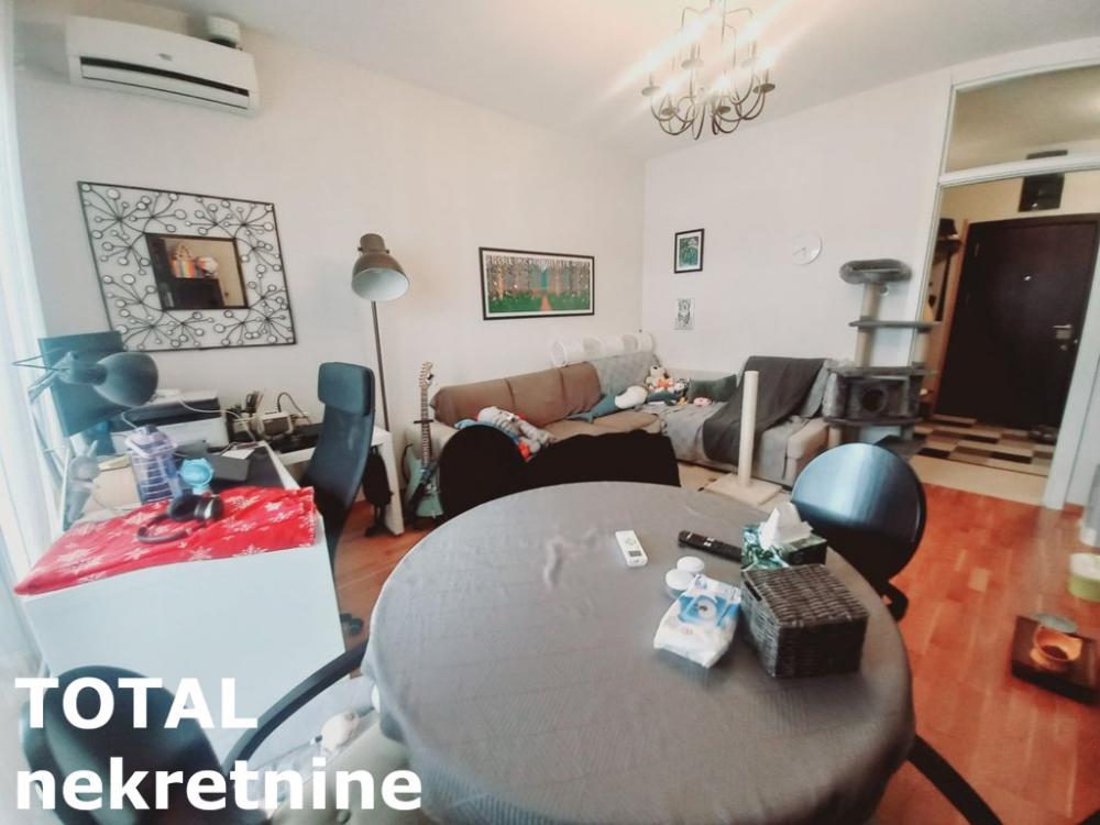 Slika 3 - Stan,NOVI SAD,LIMAN 3,kv: 56.00, € 172000, ID: 1099033