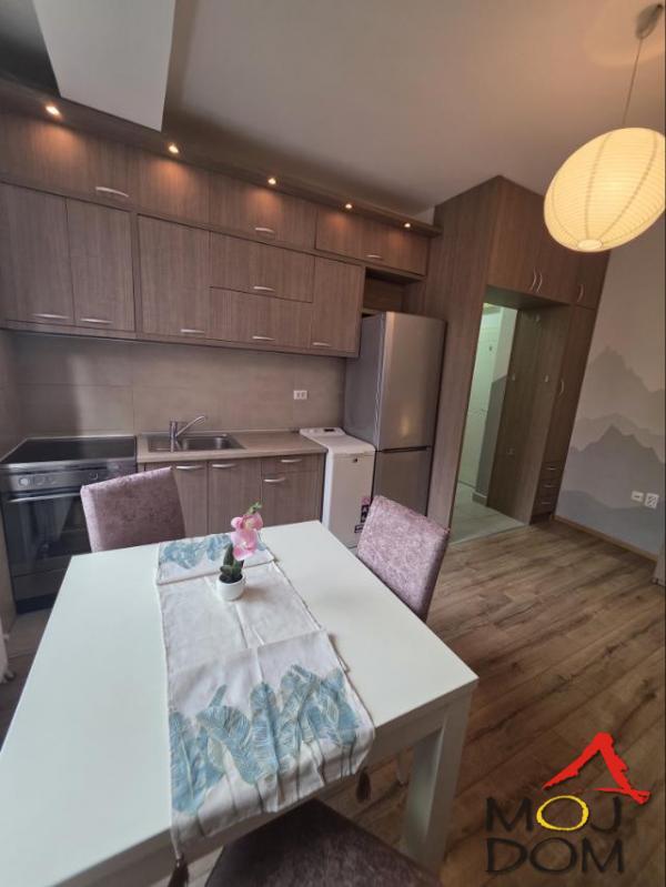 Slika 5 - Stan,NOVI SAD,SATELIT,kv: 24, € 82400, ID: 1032348