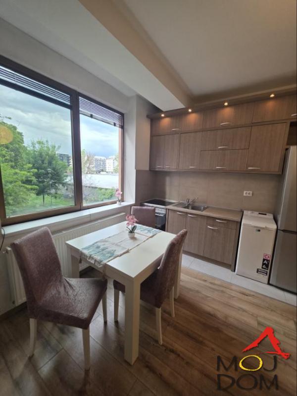 Slika 4 - Stan,NOVI SAD,SATELIT,kv: 24, € 82400, ID: 1032348