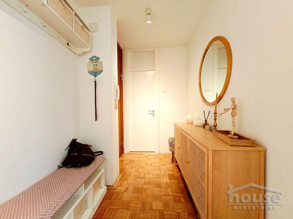 Slika 11 - Stan,NOVI SAD,LIMAN 4,kv: 114.00, € 330000, ID: 1063480