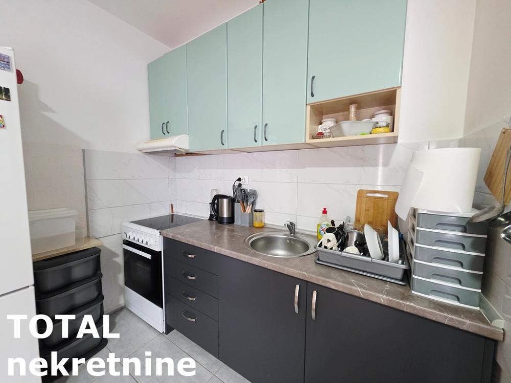 Slika 4 - Stan,NOVI SAD,ADICE,kv: 22.00, € 48000, ID: 1102700