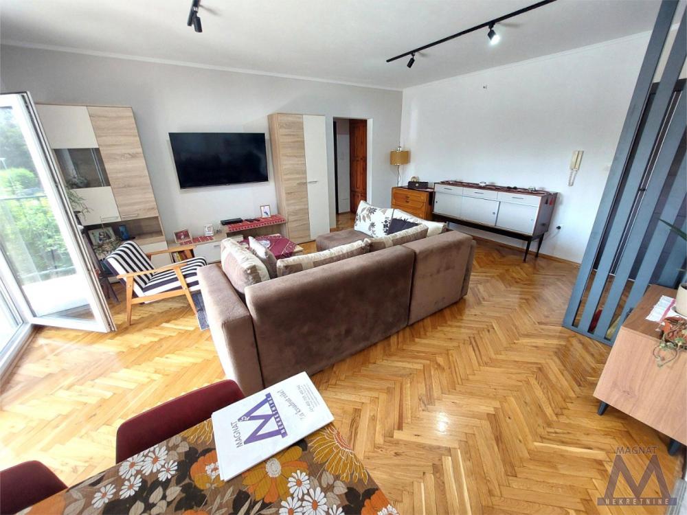 Slika 3 - Stan,NOVI SAD,AVIJACIJA,kv: 56, € 125000, ID: 1019377