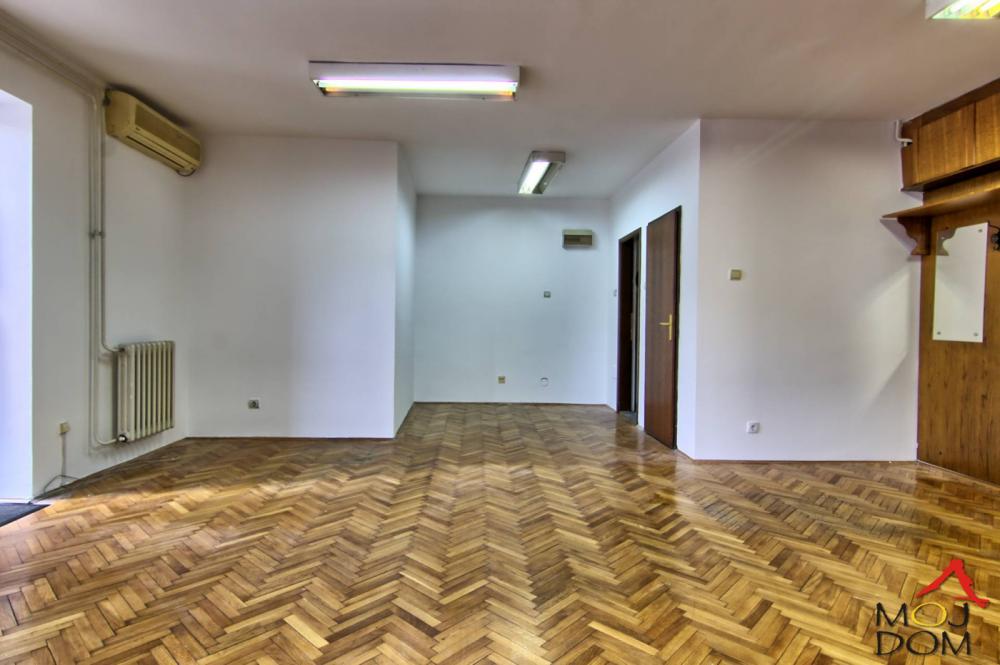 Slika 3 - Stan,NOVI SAD,SOCIJALNO,kv: 66, € 136000, ID: 1032025