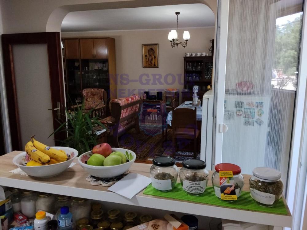 Slika 1 - Trosoban stan na Novom Naselju 89m2 