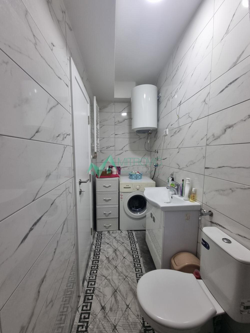 Slika 10 - Dvosoban stan 51m² - centar Veternika. 