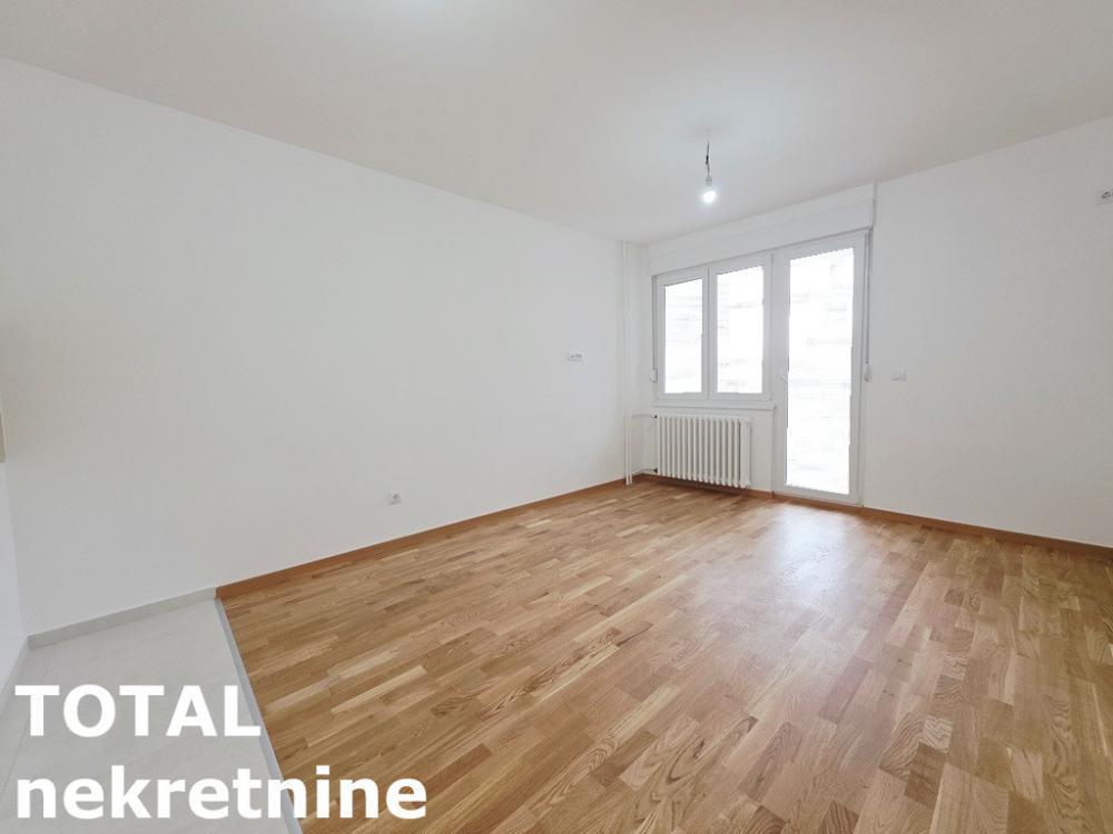 Glavna slika -Stan,NOVI SAD,CENTAR,kv: 42.00, € 145000, ID: 1102698