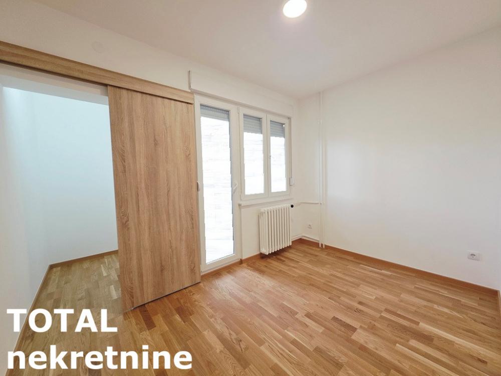 Slika 3 - Stan,NOVI SAD,CENTAR,kv: 42.00, € 145000, ID: 1102698