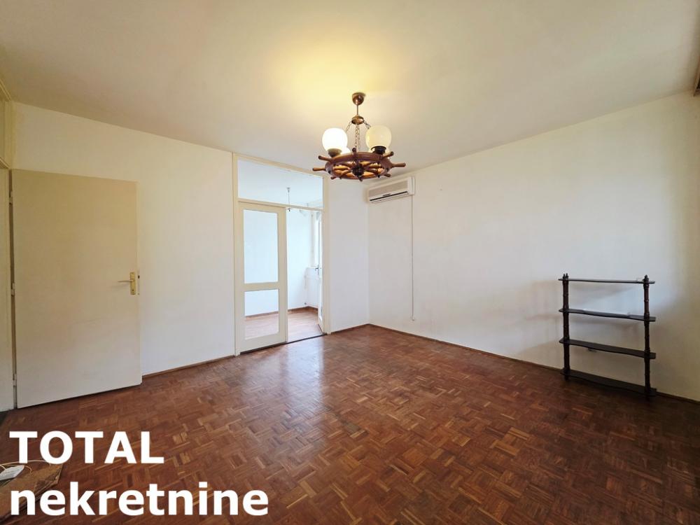 Slika 2 - Stan,NOVI SAD,LIMAN 1,kv: 56.00, € 168000, ID: 1102696