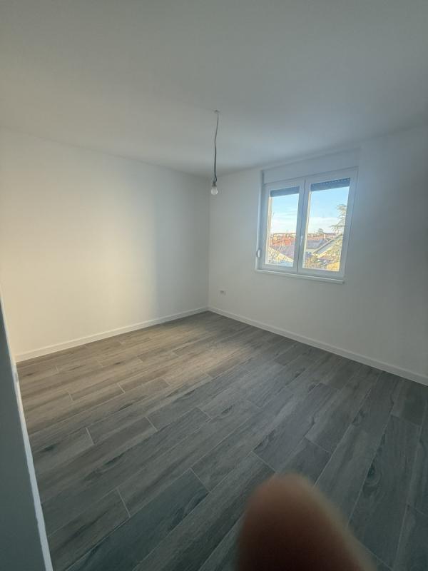Slika 3 - Stan,NOVI SAD,TELEP,kv: 54.00, € 141100, ID: 1059477