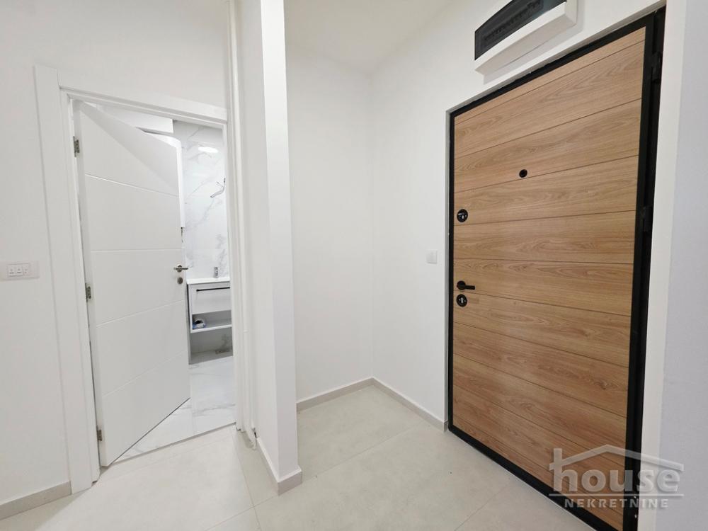 Slika 9 - Stan,NOVI SAD,CENTAR,kv: 42.00, € 145000, ID: 1065852