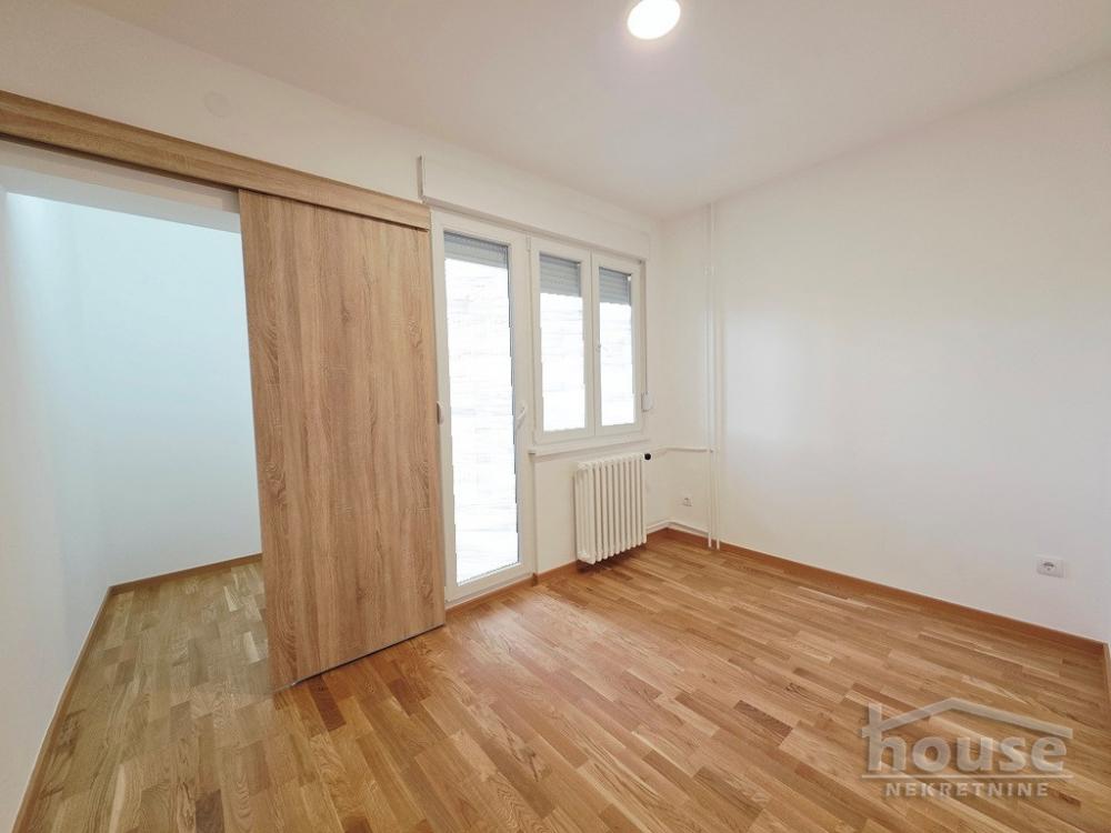 Slika 3 - Stan,NOVI SAD,CENTAR,kv: 42.00, € 145000, ID: 1065852