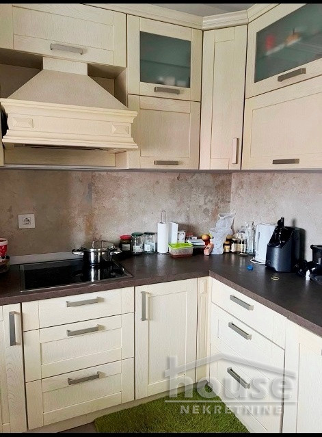 Slika 1 - Stan,NOVI SAD,NOVO NASELJE,kv: 130.00, € 250000, ID: 1065819