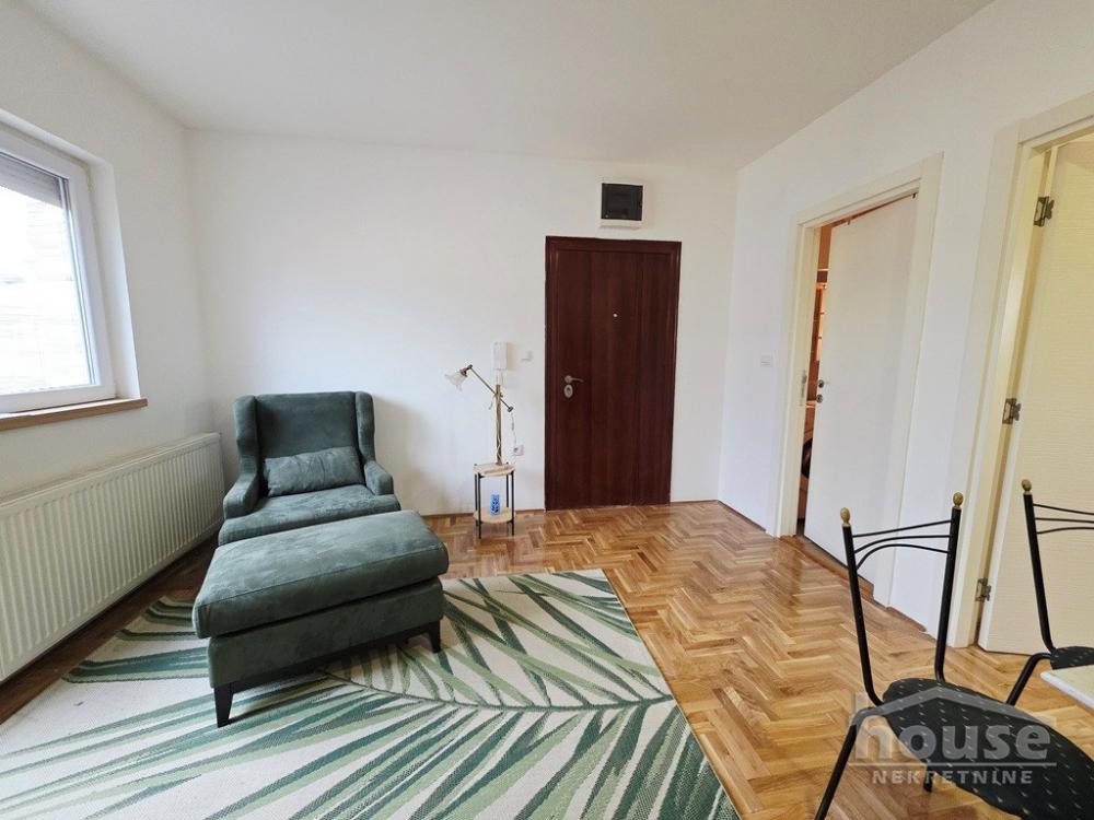 Slika 2 - Stan,NOVI SAD,ADICE,kv: 29.00, € 88000, ID: 1065835