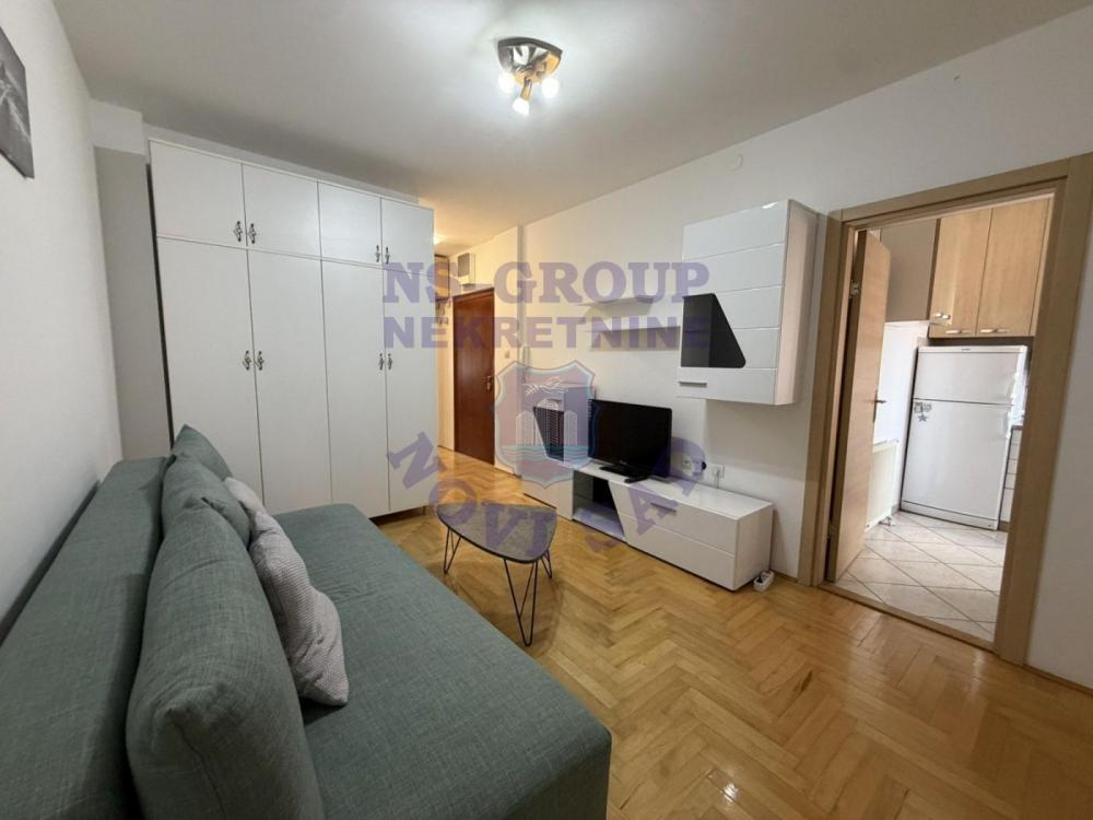 Slika 1 - Dvosoban, 37m2, Podbara Novi Sad