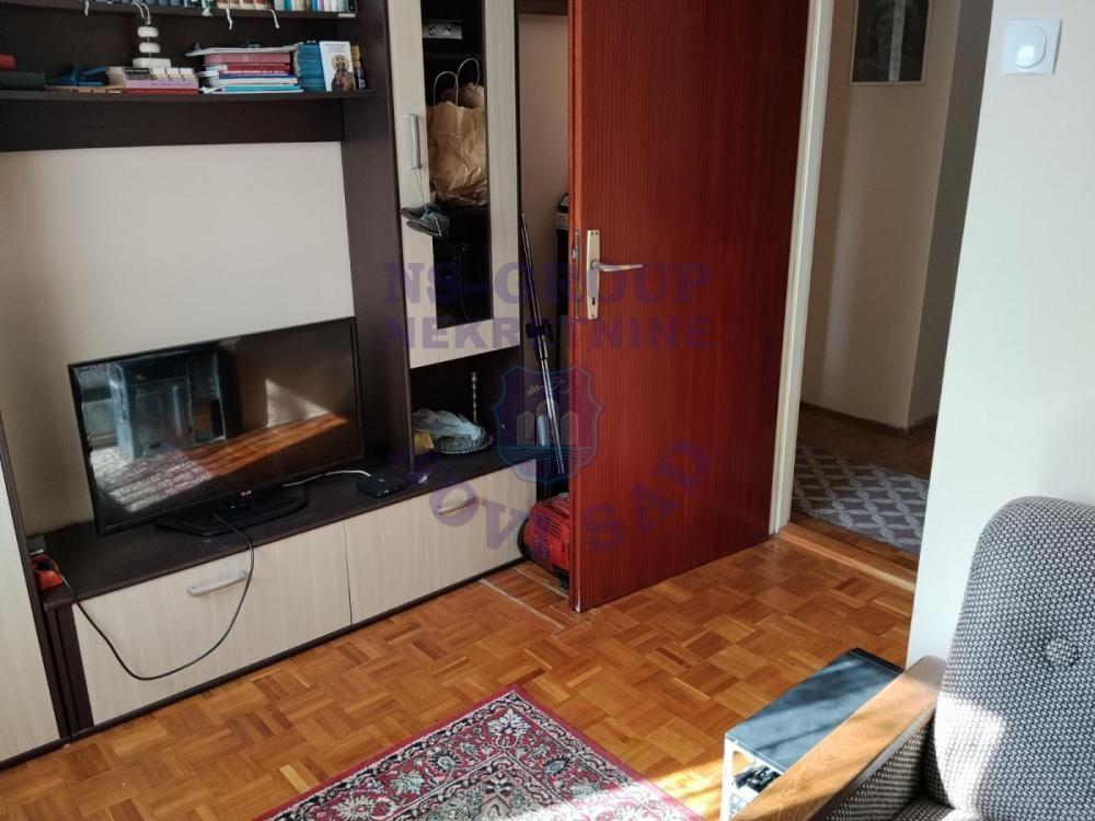 Glavna slika -Prostran, komforan trosoban stan na odličnoj gradskoj lokaciji