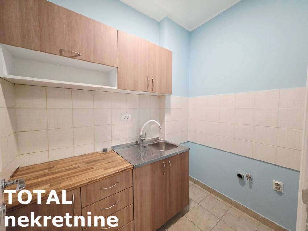 Slika 4 - Stan,NOVI SAD,CENTAR,kv: 78.00, € 250000, ID: 1101838