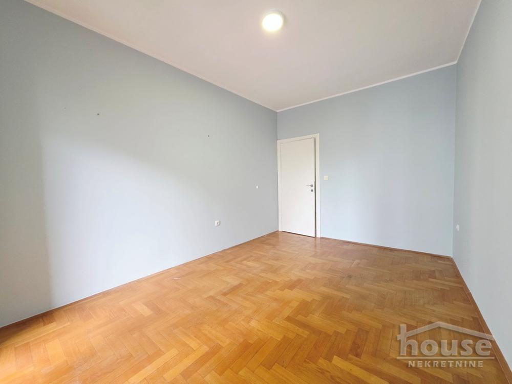 Slika 9 - Stan,NOVI SAD,CENTAR,kv: 78.00, € 250000, ID: 1064990