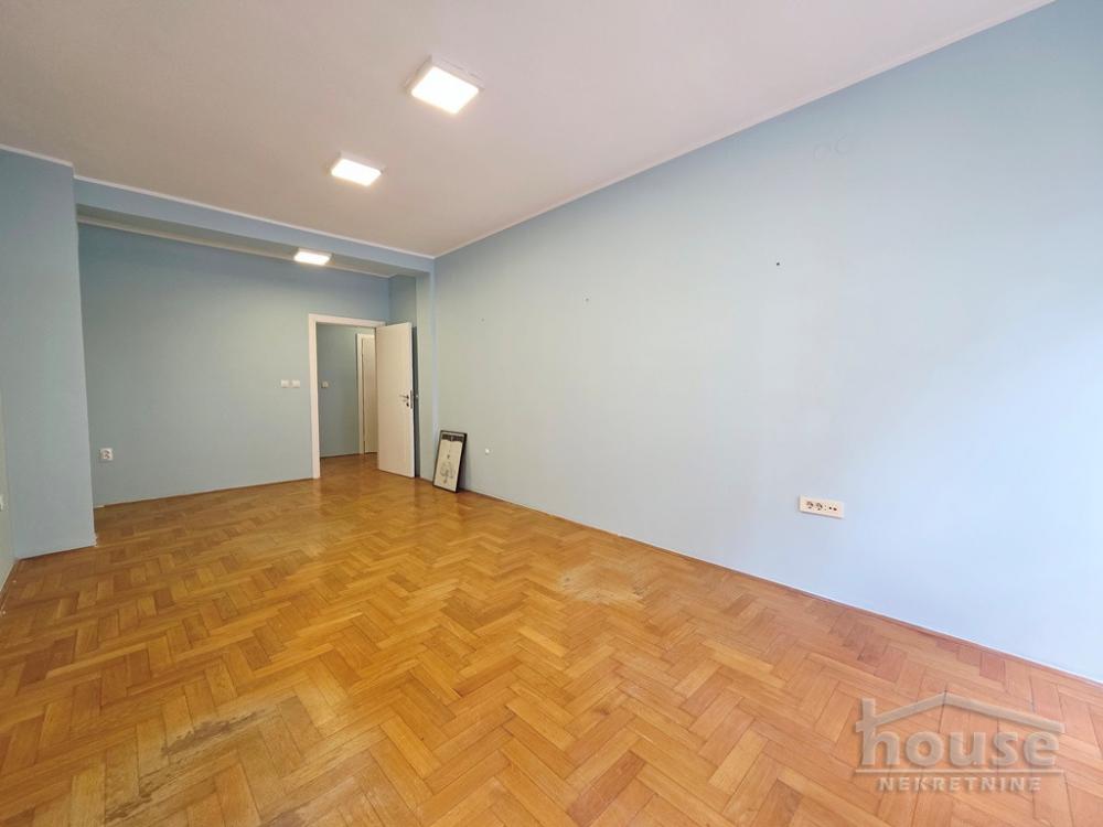 Slika 3 - Stan,NOVI SAD,CENTAR,kv: 78.00, € 250000, ID: 1064990