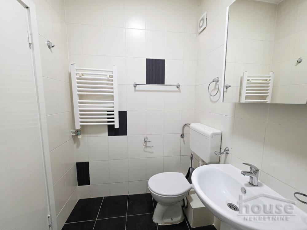 Slika 11 - Stan,NOVI SAD,CENTAR,kv: 78.00, € 250000, ID: 1064990