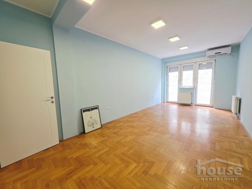 Slika 1 - Stan,NOVI SAD,CENTAR,kv: 78.00, € 250000, ID: 1064990
