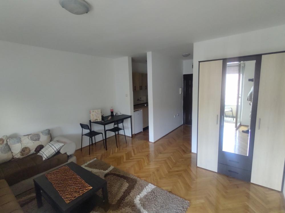 Slika 2 - Stan,NOVI SAD,NOVA DETELINARA,kv: 30.00, € 100000, ID: 1059507