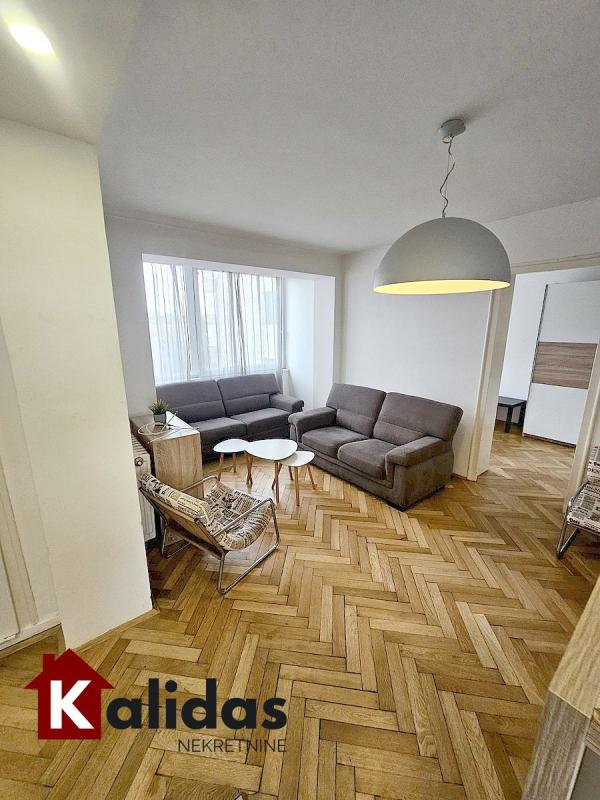 Slika 2 - Stan,NOVI SAD,CENTAR,kv: 48, € 185400, ID: 1008550