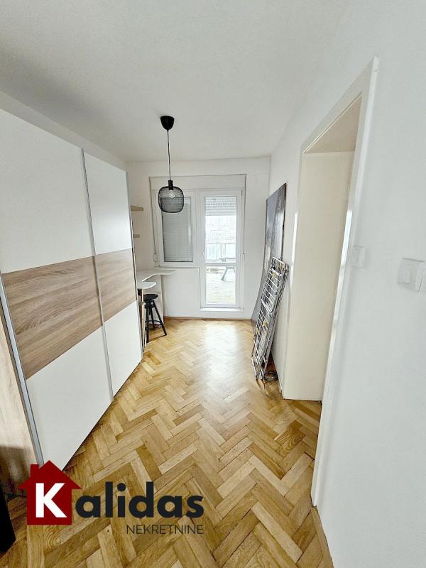 Slika 5 - Stan,NOVI SAD,CENTAR,kv: 48, € 185400, ID: 1008550
